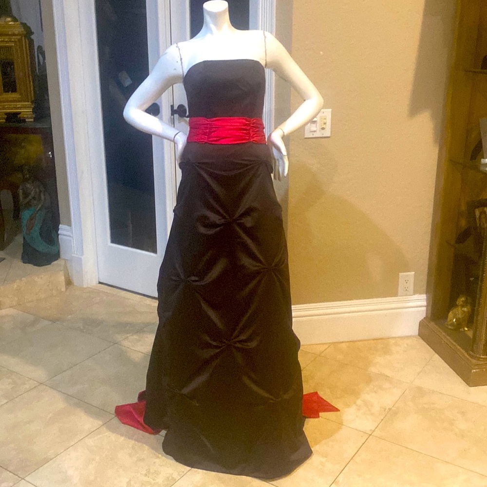 Forever Yours Brown/Coral Strapless Gathered Gown Dress Sz 2